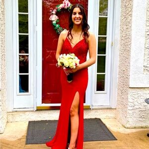 Gorgeous Clarisse Size 4 Red Prom or Formal Sequined Full Length Dress
